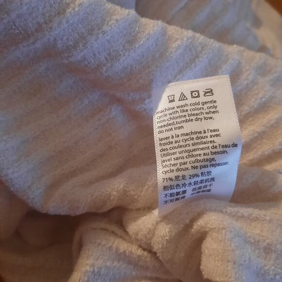 Barefoot Dreams Cozy Chic Ultra Lite Bat Wing Sleeve Zip Front Hoodie Size S/M - Picture 7 of 8